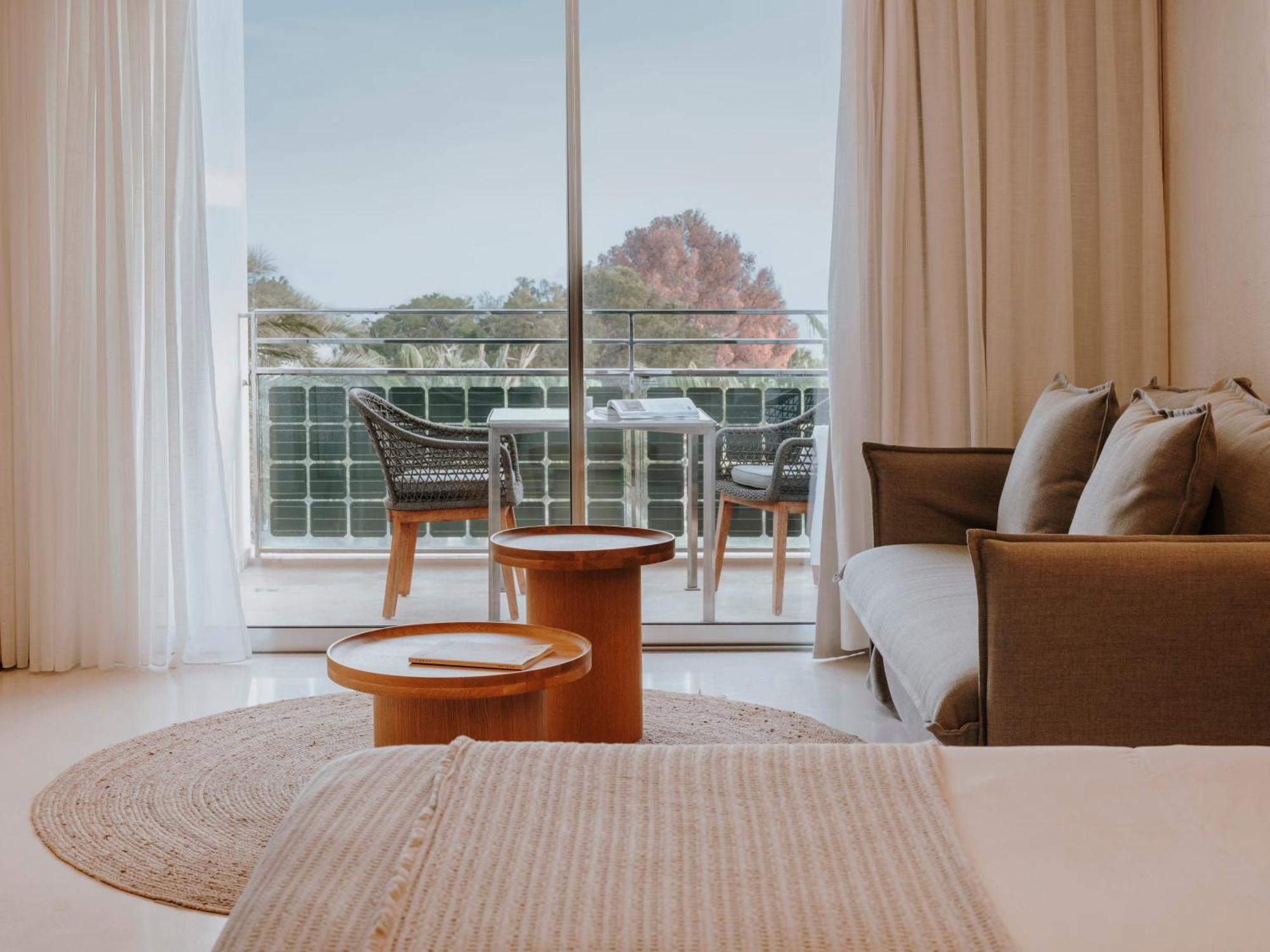 Aguas De Ibiza Grand Luxe Hotel - Small Luxury Hotel Of The World Santa Eularia des Riu Esterno foto